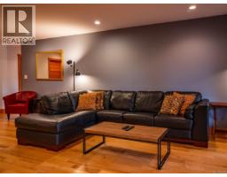 330 Reef Point Rd, Ucluelet, BC V0R3A0 Photo 95