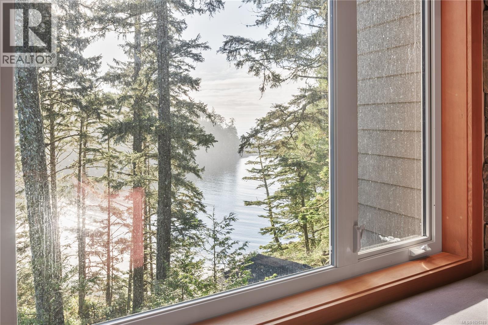 330 REEF POINT RD - 10