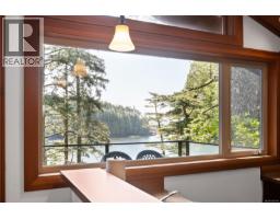 Ensuite - 330 Reef Point Rd, Ucluelet, BC V0R3A0 Photo 46