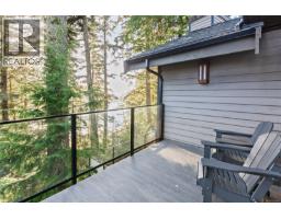 Bathroom - 330 Reef Point Rd, Ucluelet, BC V0R3A0 Photo 30