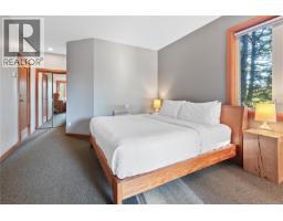 Primary Bedroom - 330 Reef Point Rd, Ucluelet, BC V0R3A0 Photo 21