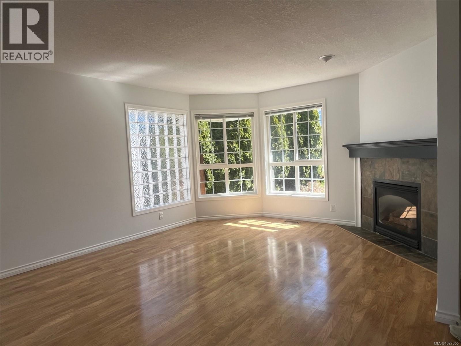 5667 Carrington Rd - 4