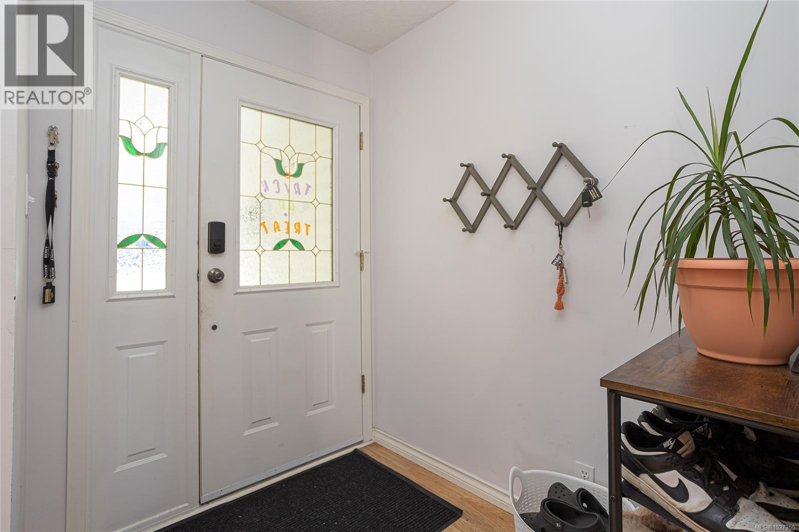 5667 Carrington Rd - 3