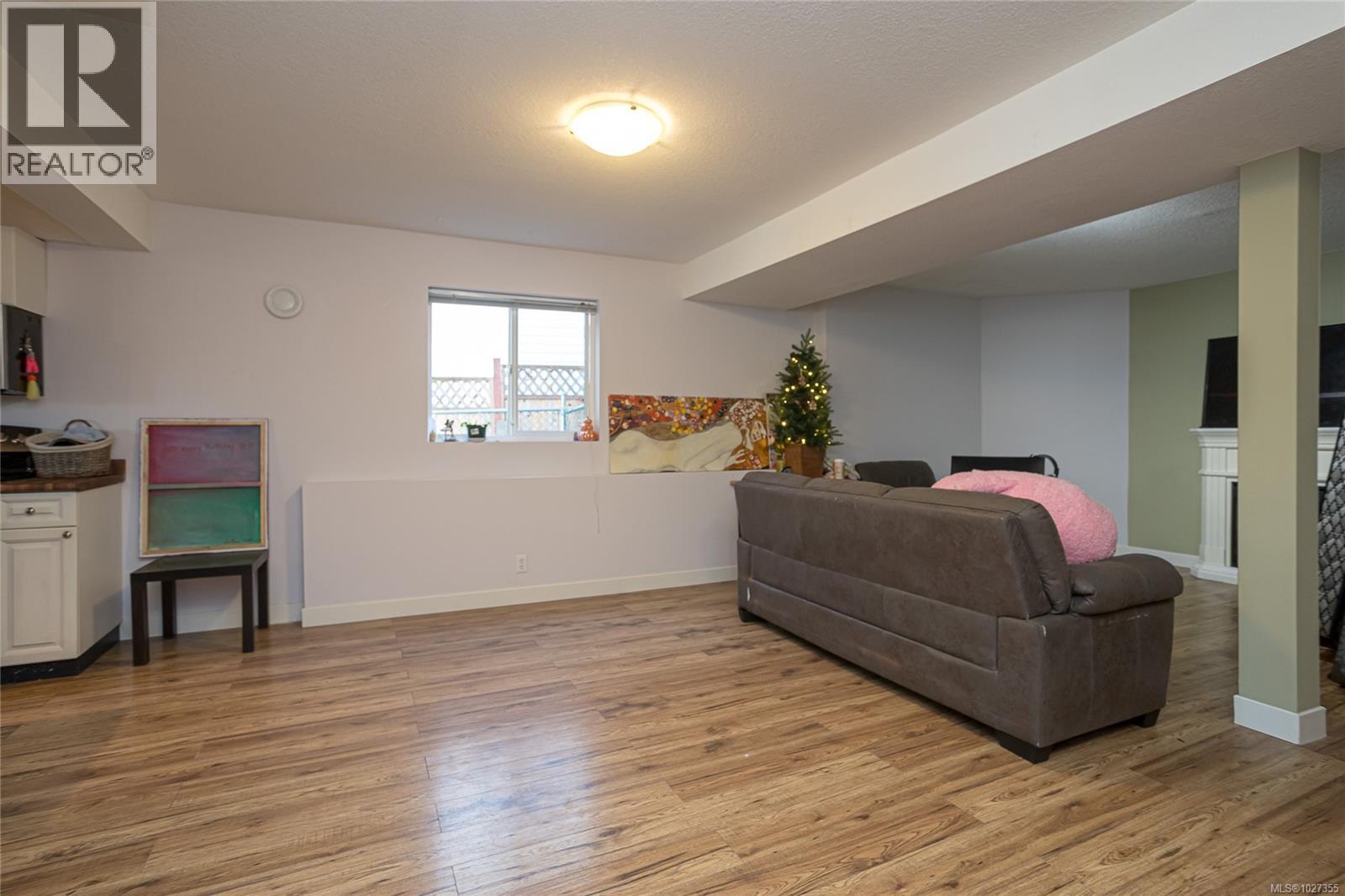 5667 Carrington Rd - 32