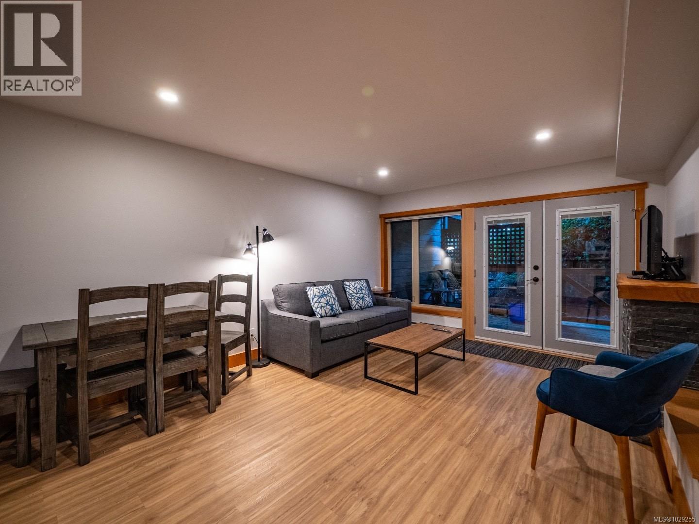 330 Reef Point Rd, Ucluelet