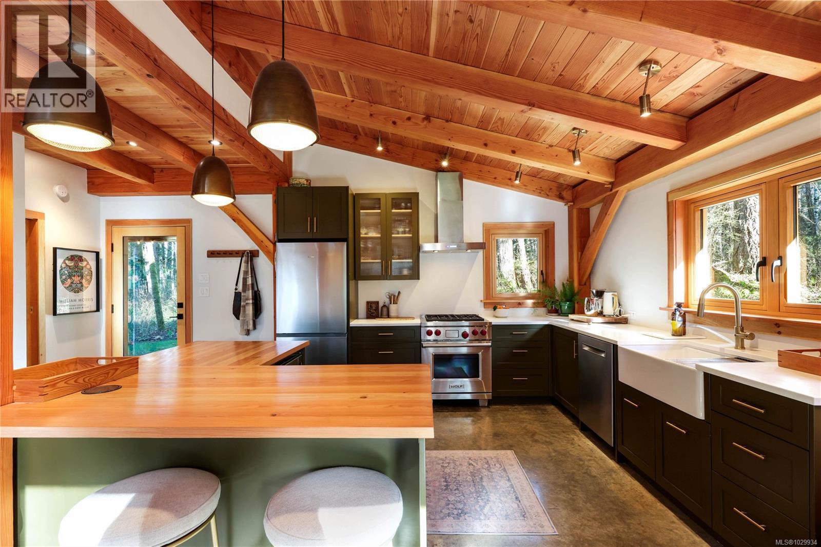 2138 Left Rd, Courtenay