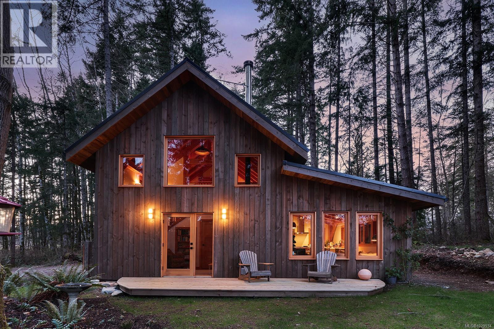 2138 Left Rd, Courtenay