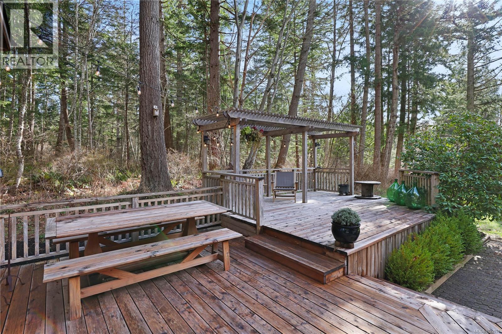 2138 Left Rd, Courtenay