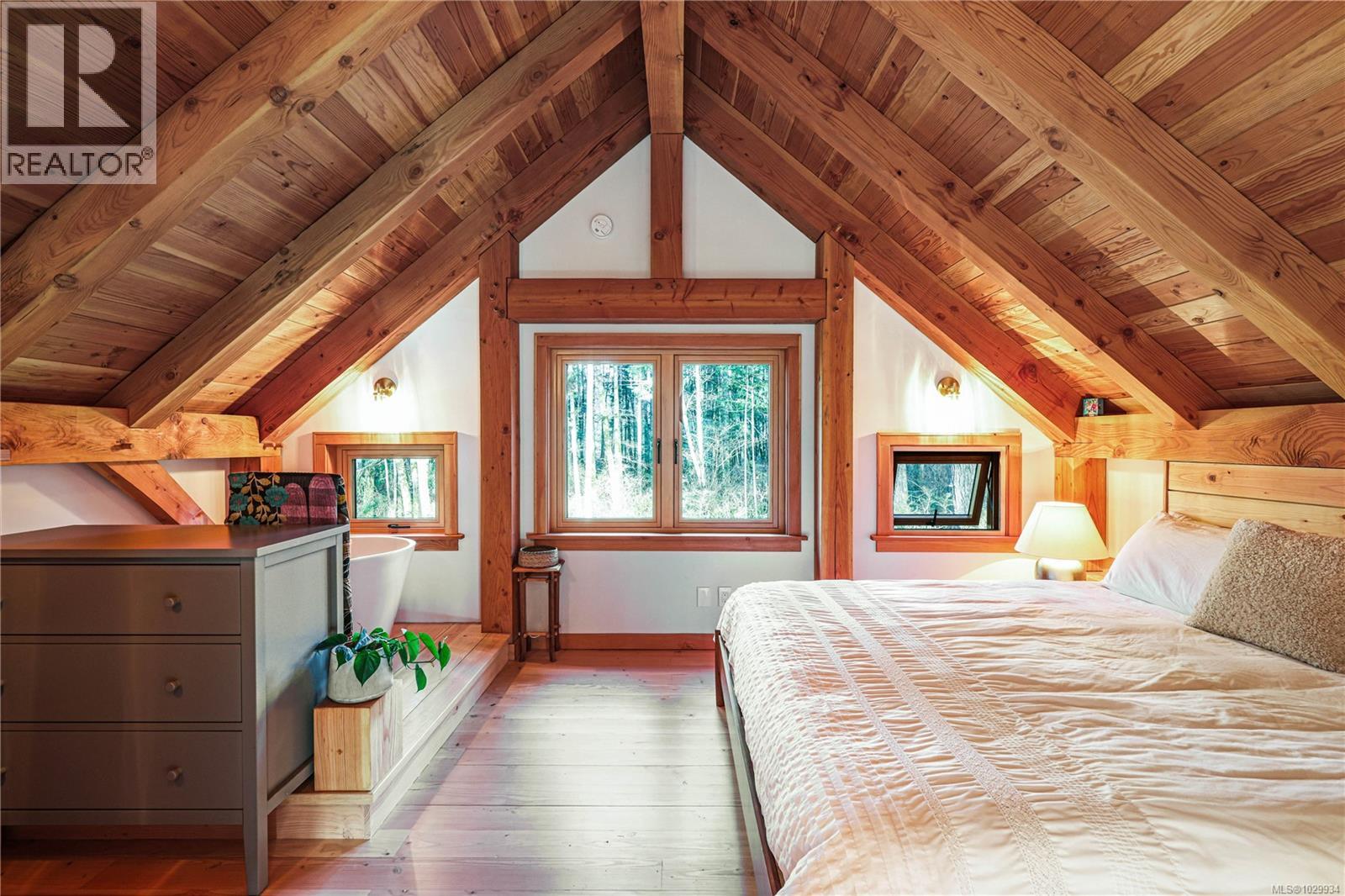 2138 Left Rd, Courtenay