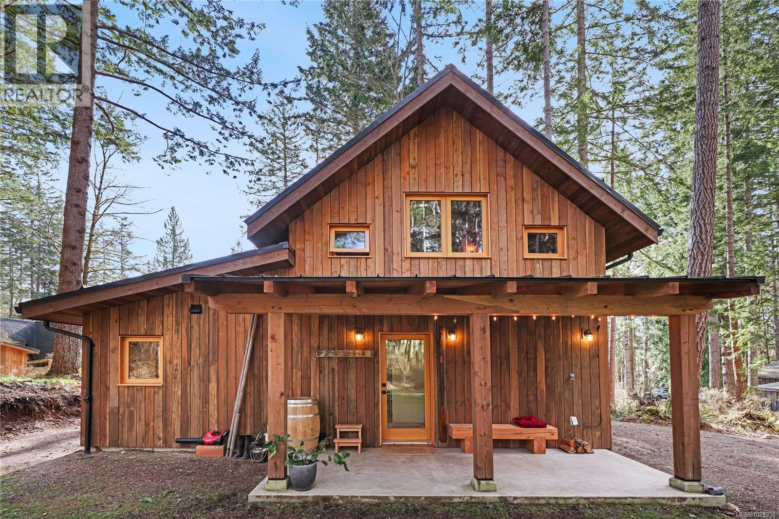 2138 Left Rd, Courtenay