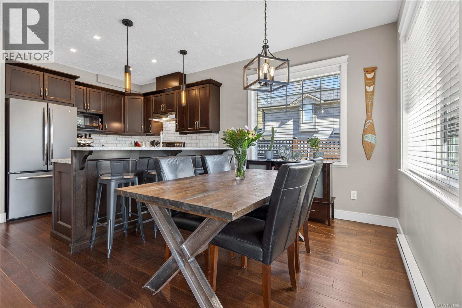 #109 2077 20TH ST - 17