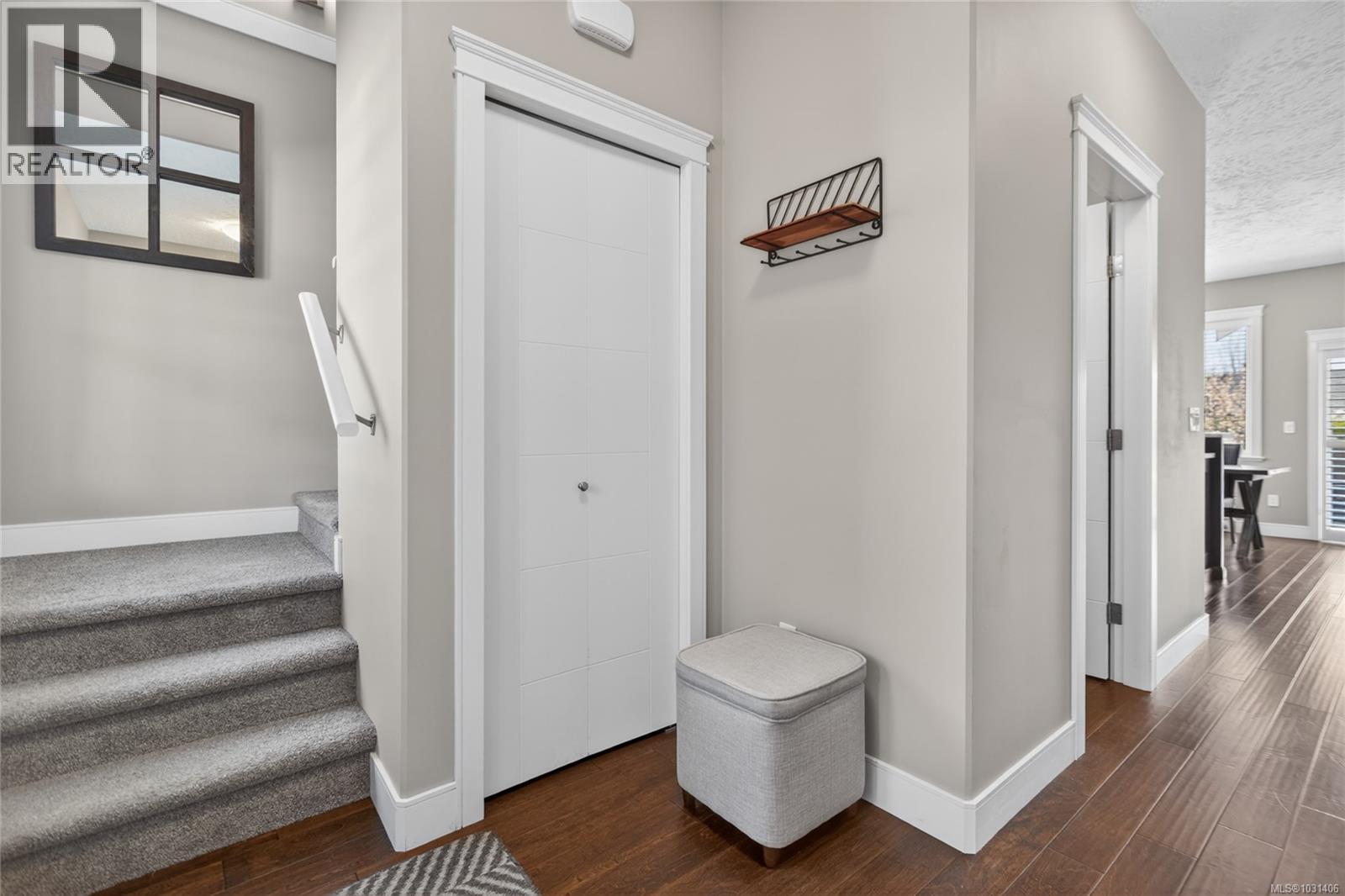 #109 2077 20TH ST - 8