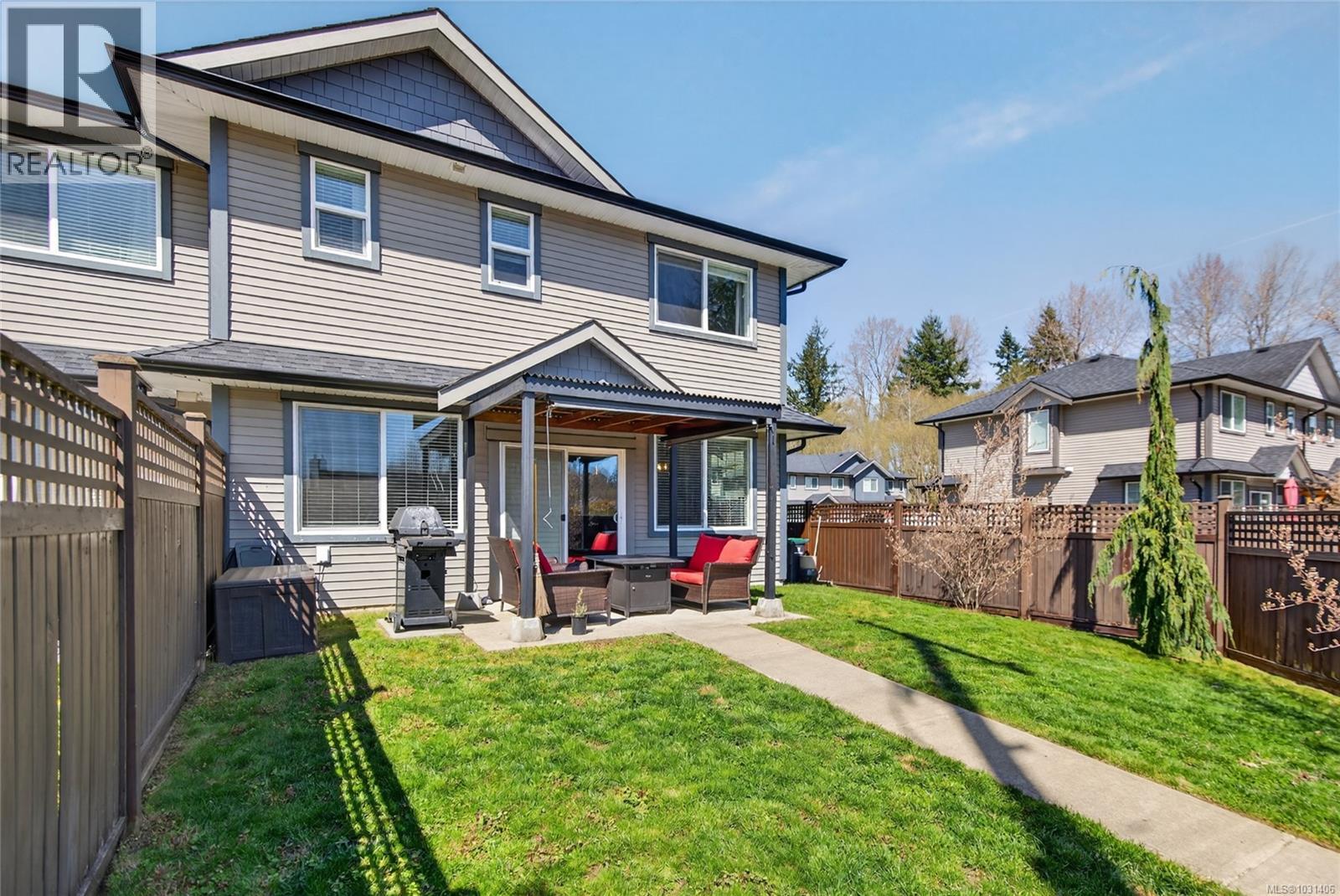 #109 2077 20TH ST - 44