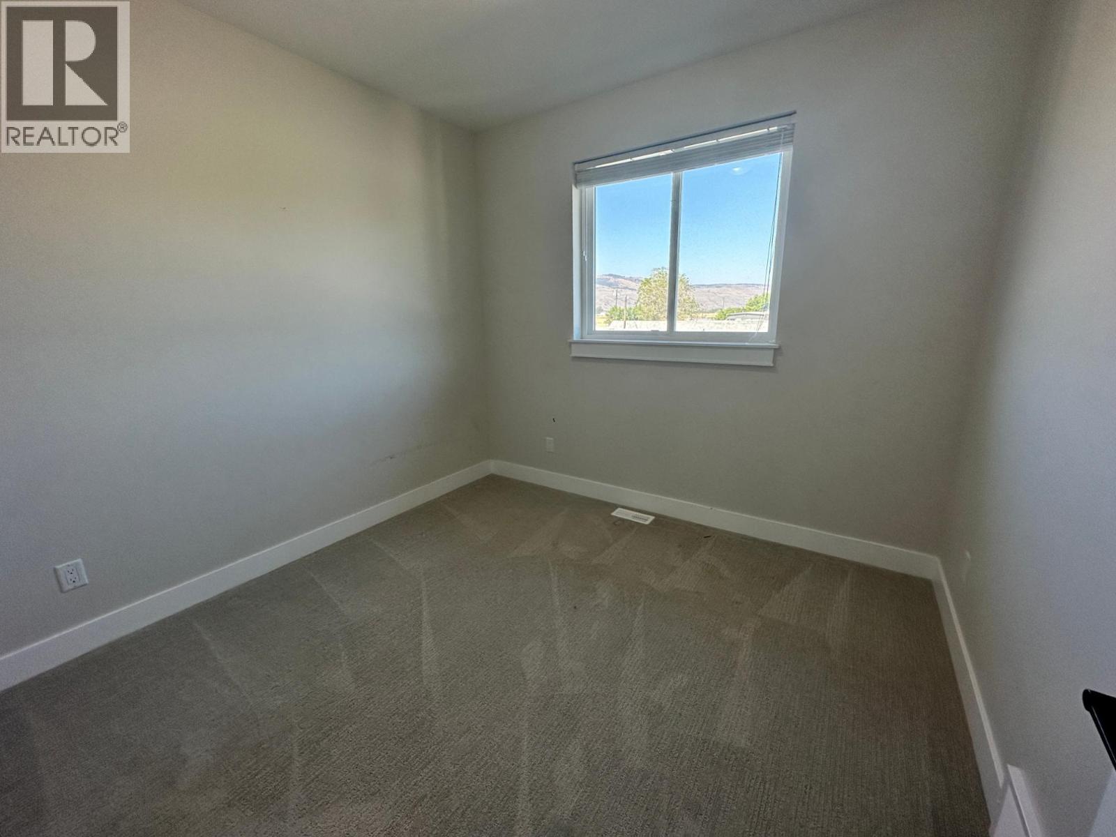 #106 2648 TRANQUILLE ROAD - 9