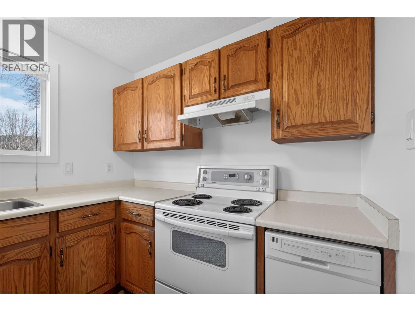  1405 Ethel Street, Kelowna