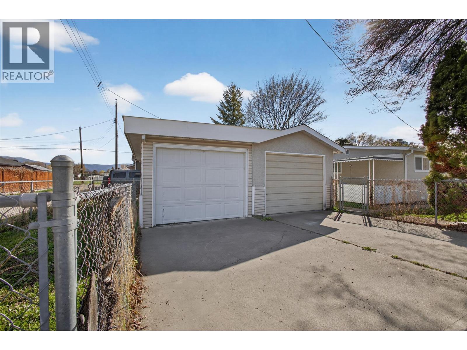  1405 Ethel Street, Kelowna