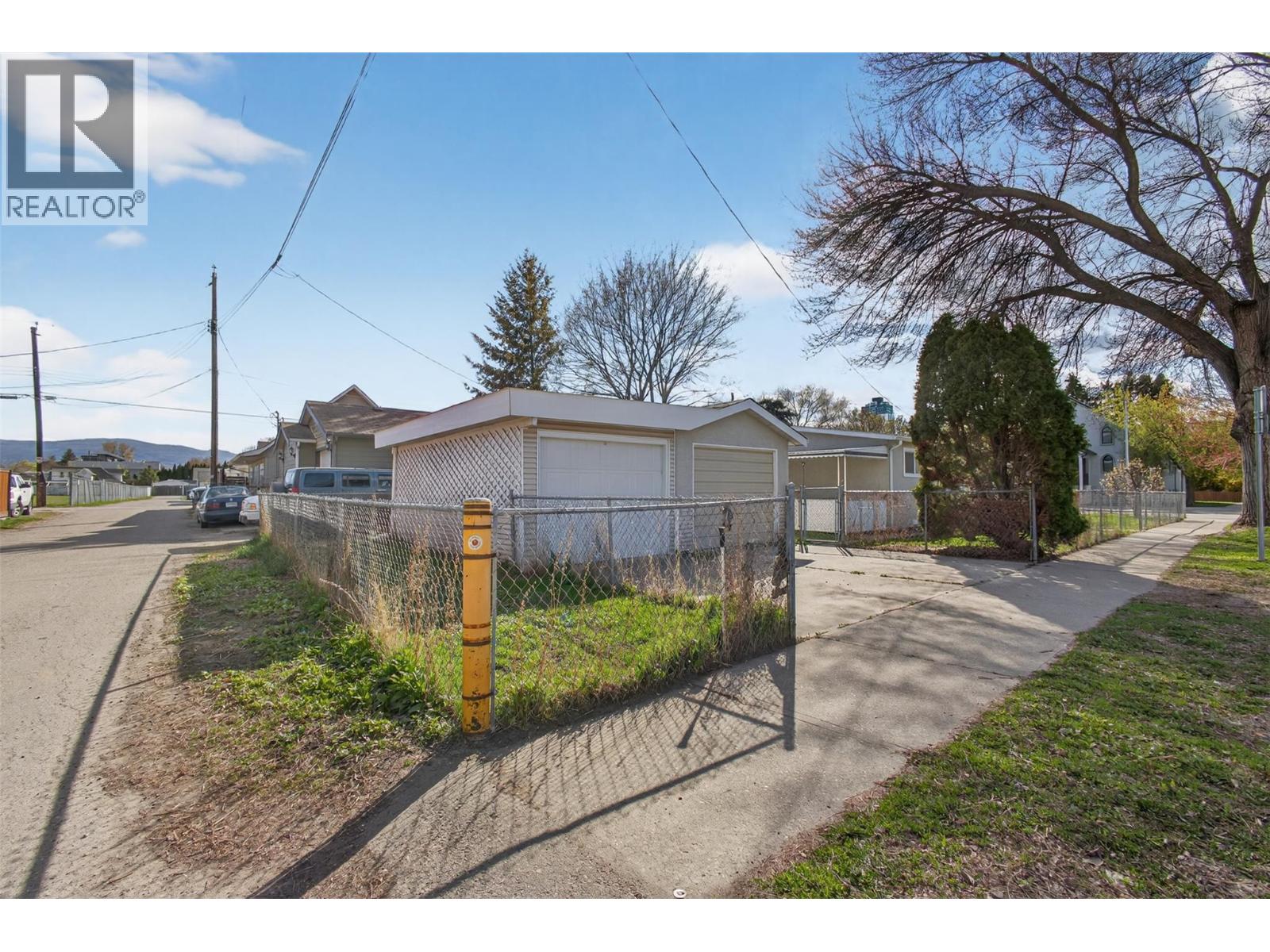  1405 Ethel Street, Kelowna