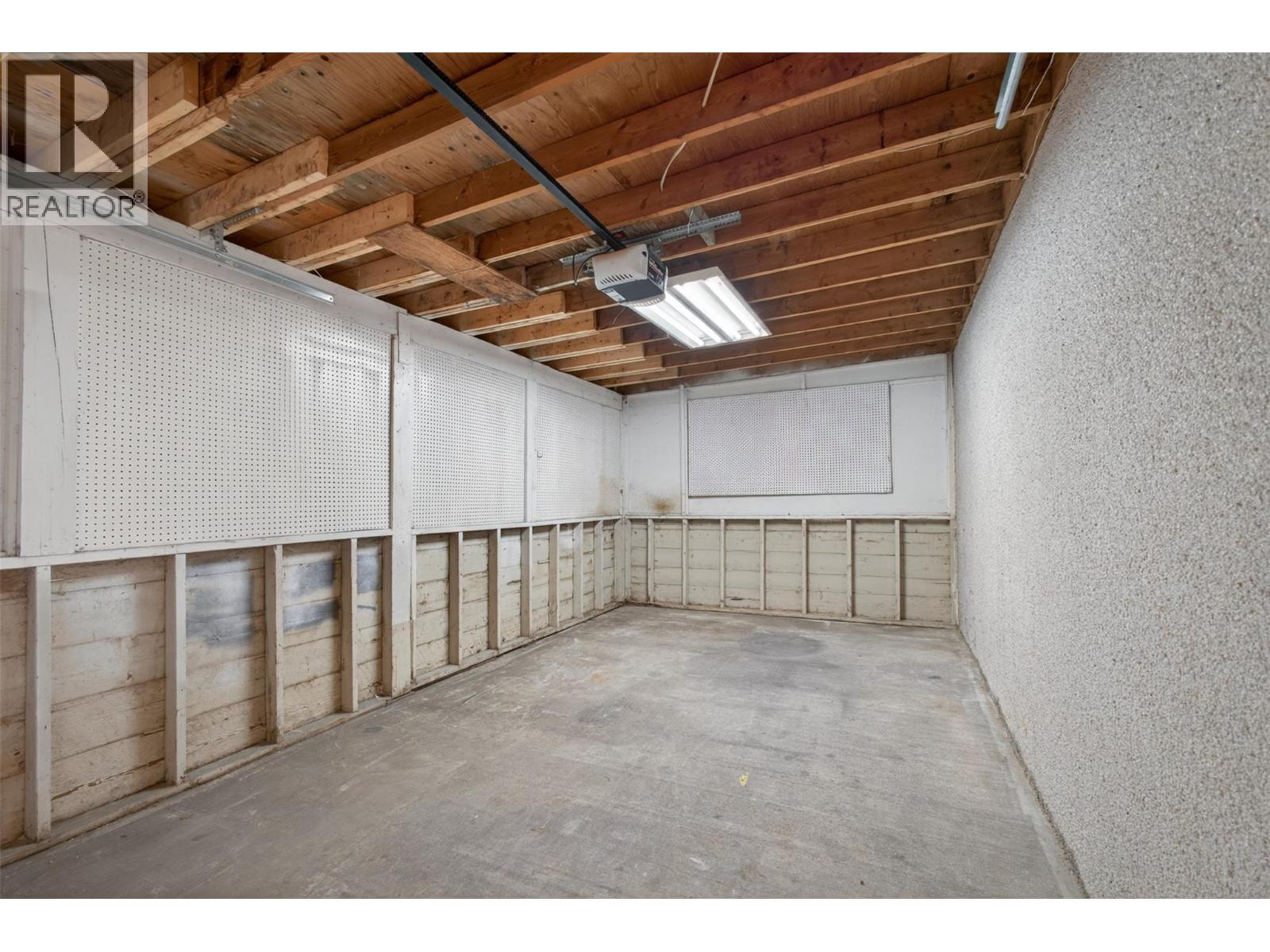  1405 Ethel Street, Kelowna