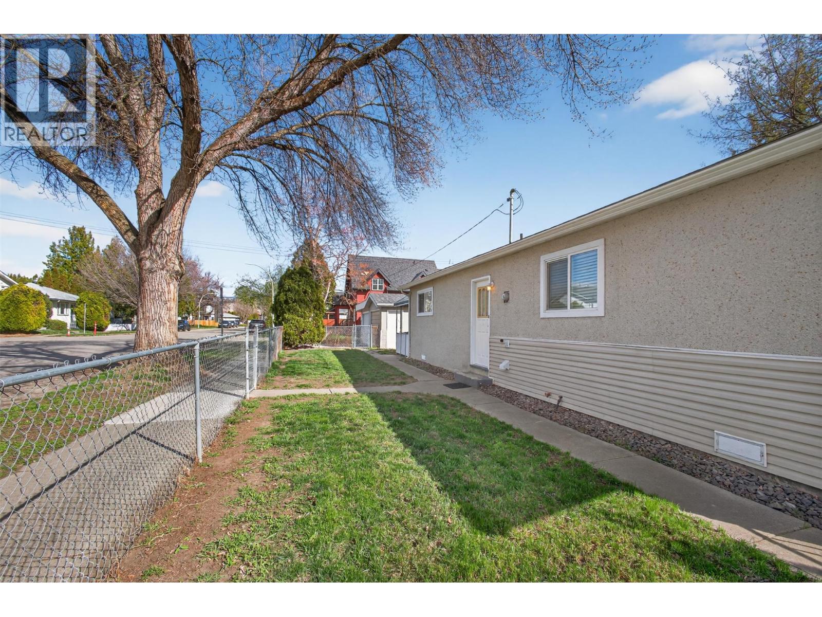  1405 Ethel Street, Kelowna