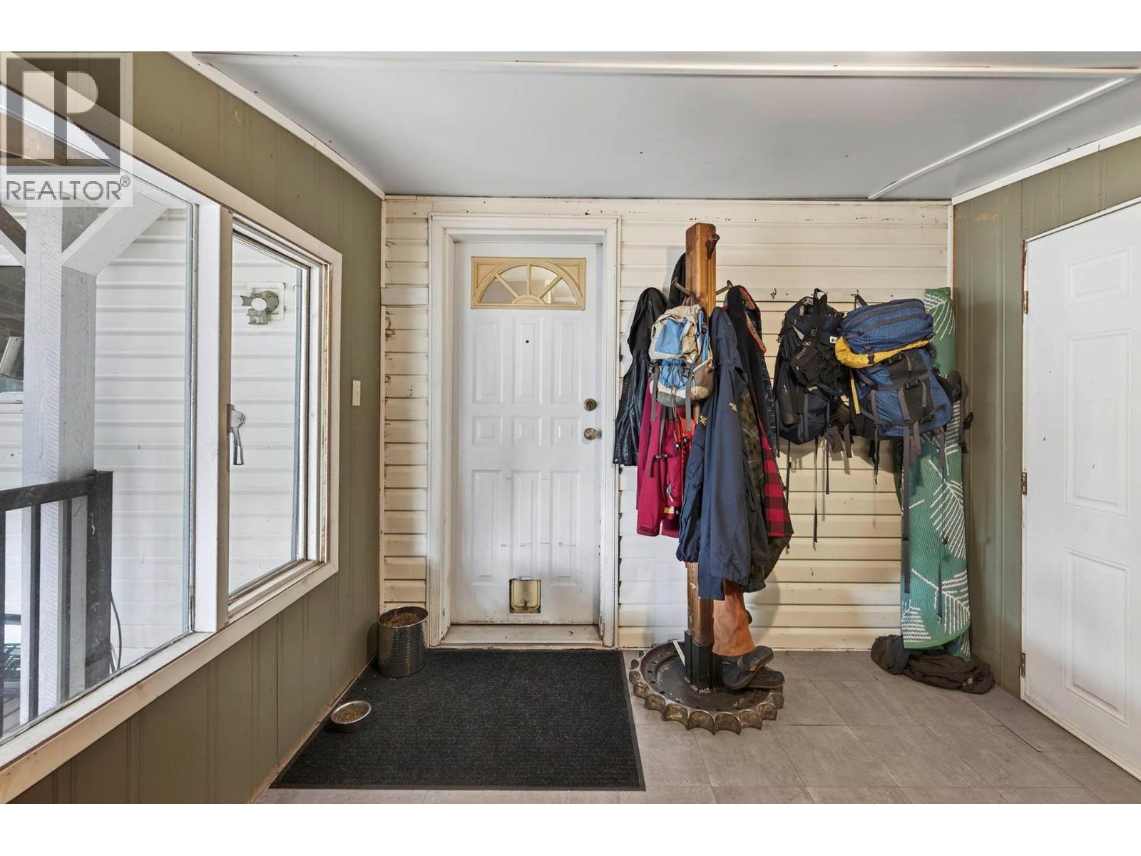 1204 Hern Road - 17