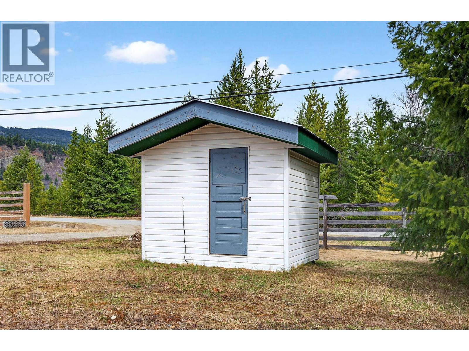 1204 Hern Road - 25