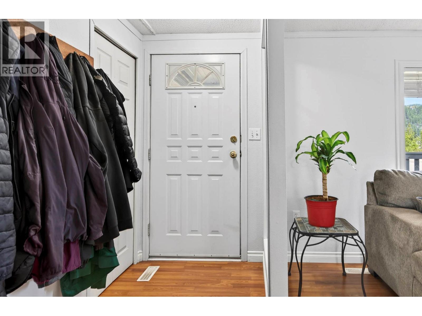 1204 Hern Road - 3
