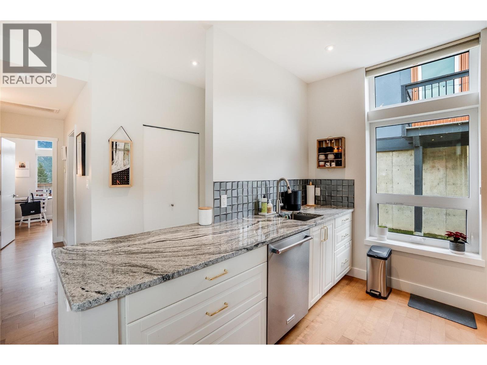 1517 Crease Avenue Unit# 2, Nelson