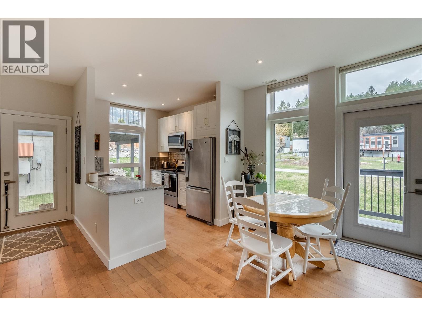 1517 Crease Avenue Unit# 2, Nelson