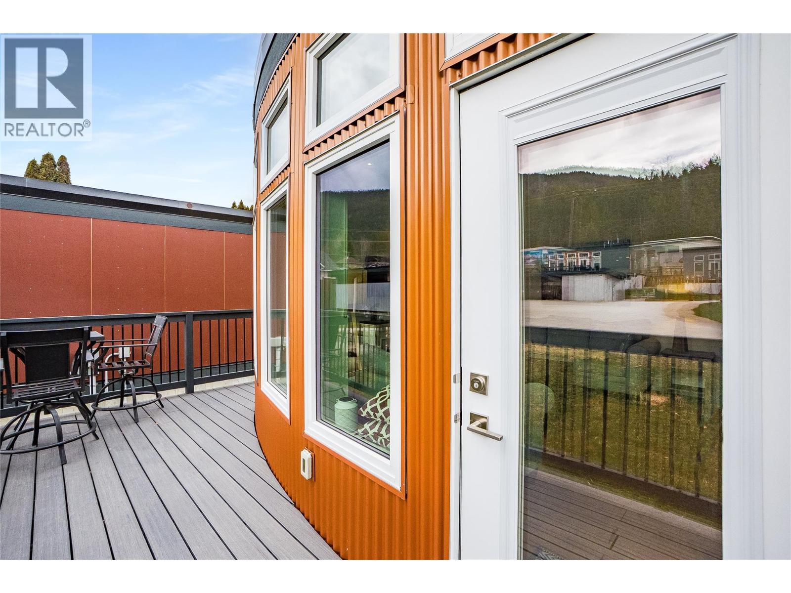 1517 Crease Avenue Unit# 2, Nelson