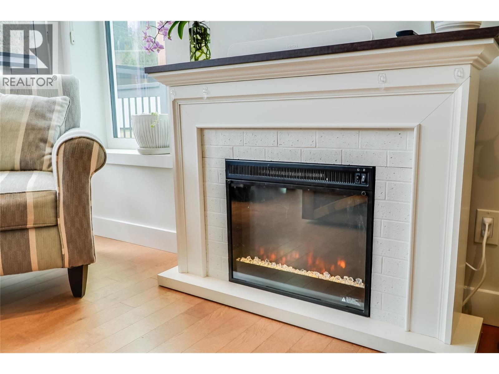 1517 Crease Avenue Unit# 2, Nelson