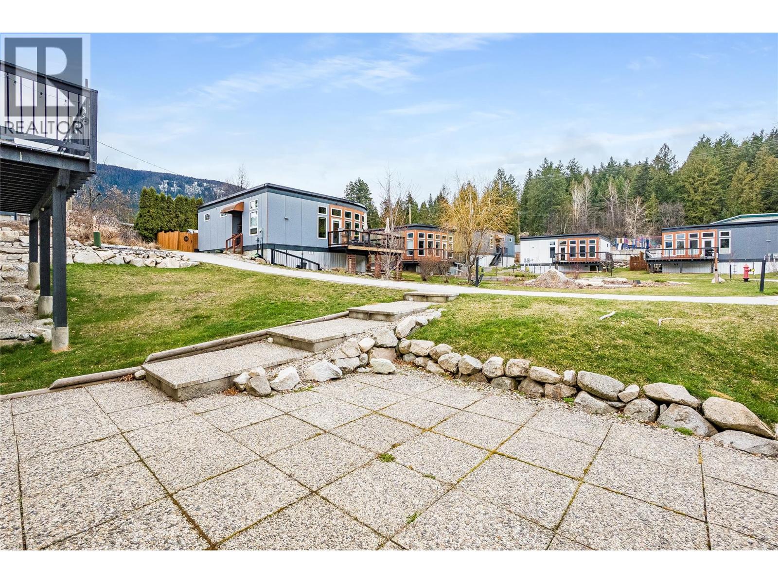 1517 Crease Avenue Unit# 2, Nelson