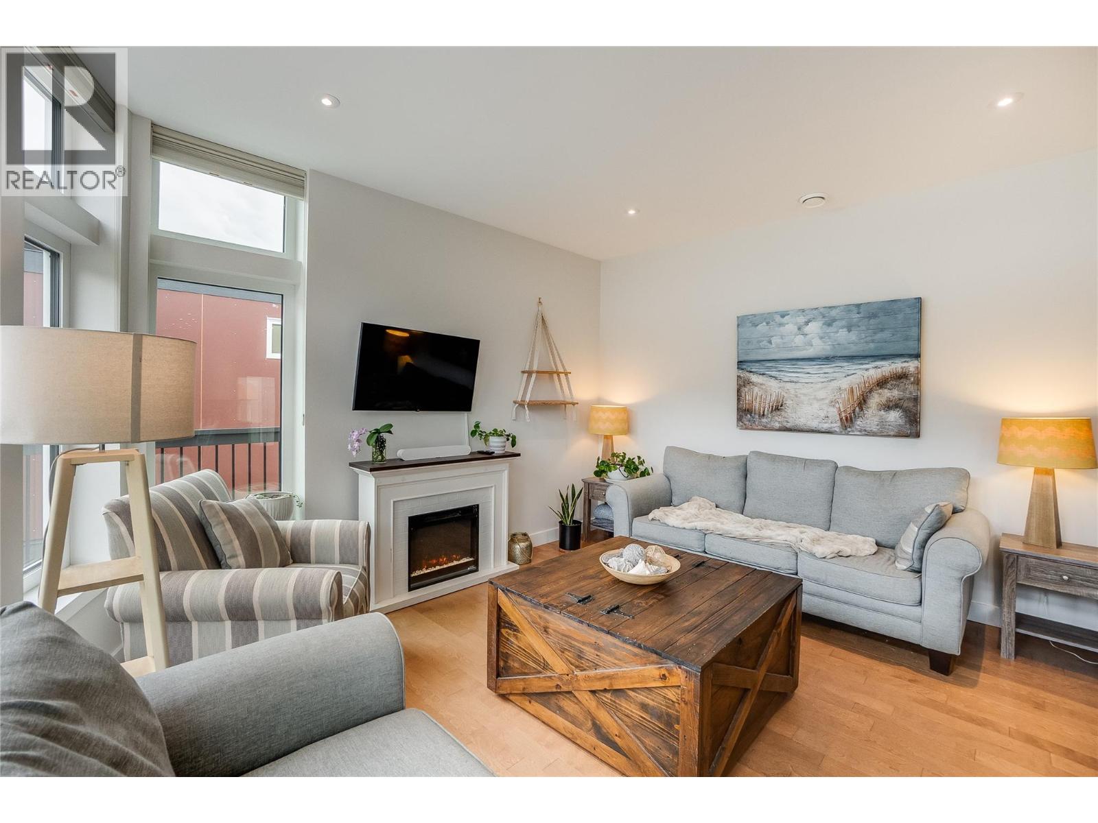 1517 Crease Avenue Unit# 2, Nelson