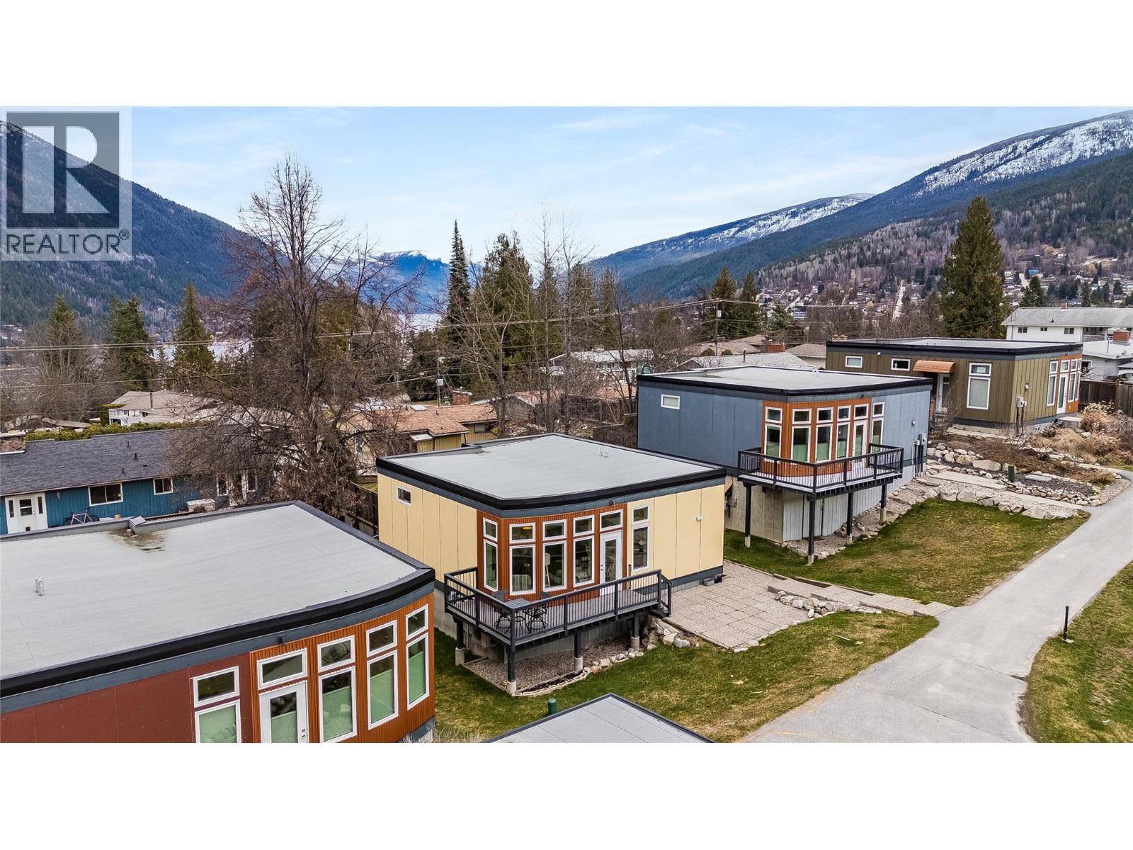 1517 Crease Avenue Unit# 2, Nelson