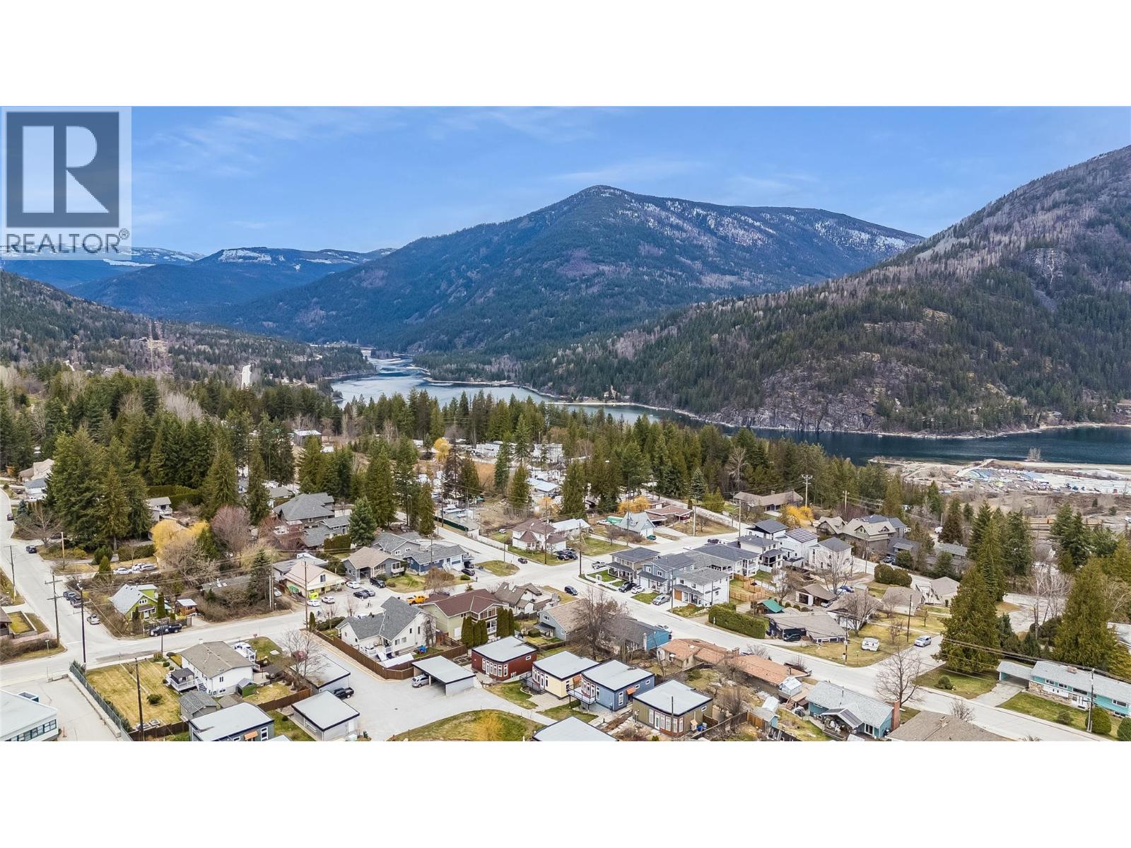 1517 Crease Avenue Unit# 2, Nelson