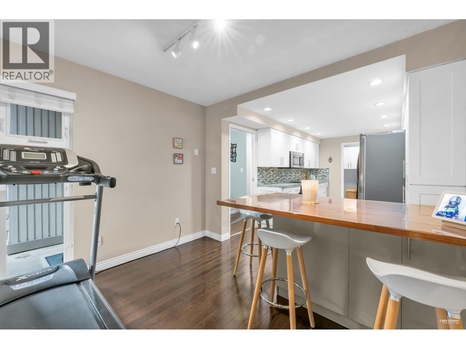 #14-5600 LADNER TRUNK Road, Delta