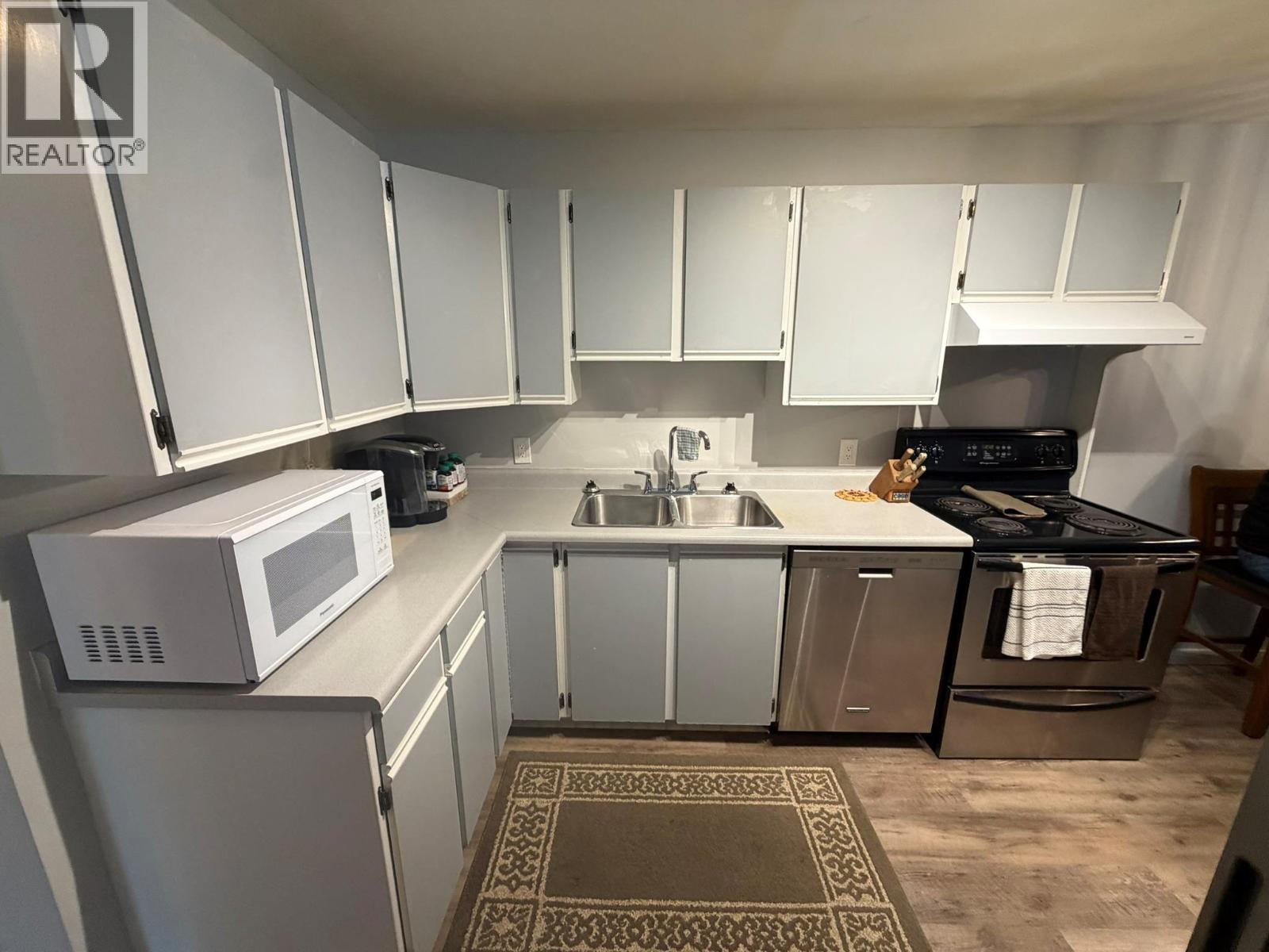 107 1041 Middleton Way, Vernon