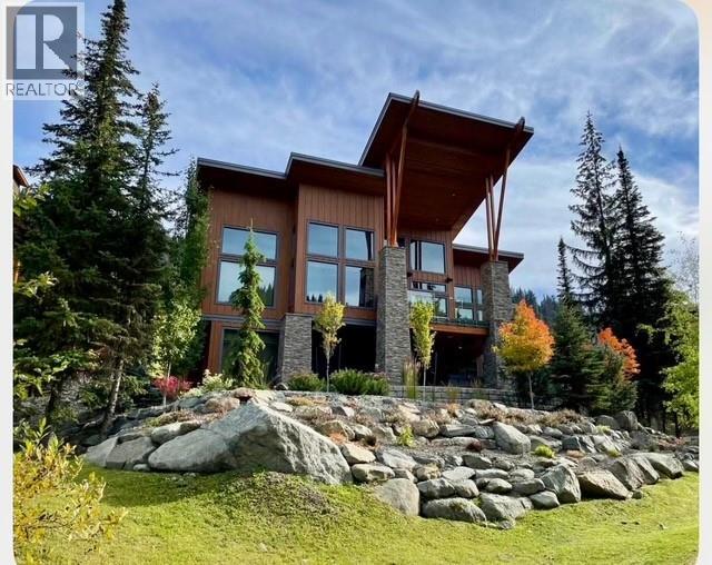 2436 FAIRWAYS DRIVE - 62