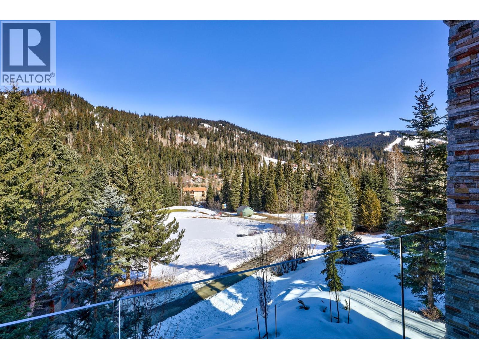 2436 FAIRWAYS DRIVE - 25