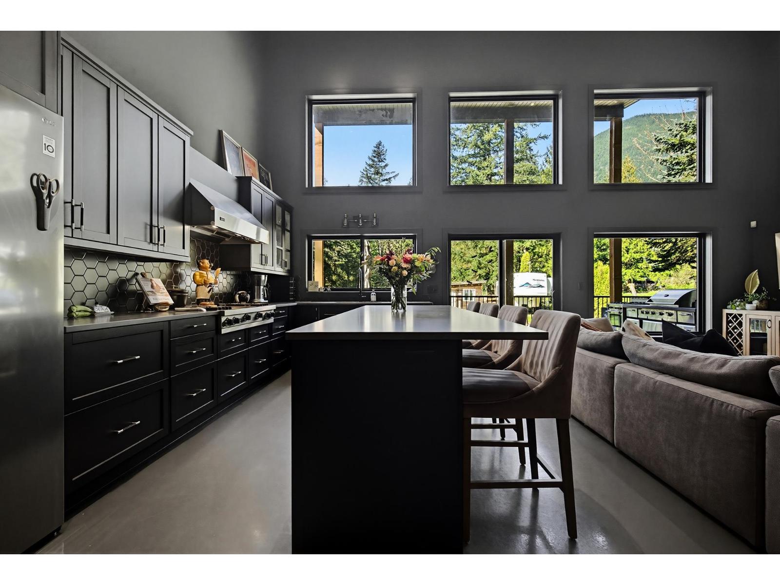 10377 NORTH DEROCHE ROAD, Mission