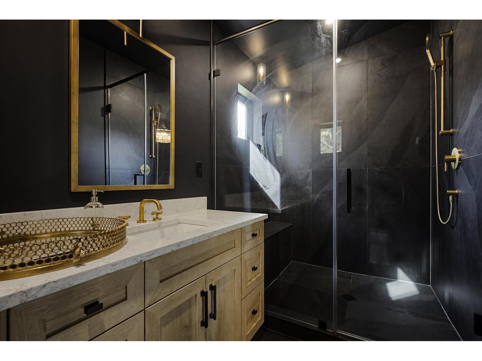 10377 NORTH DEROCHE ROAD, Mission