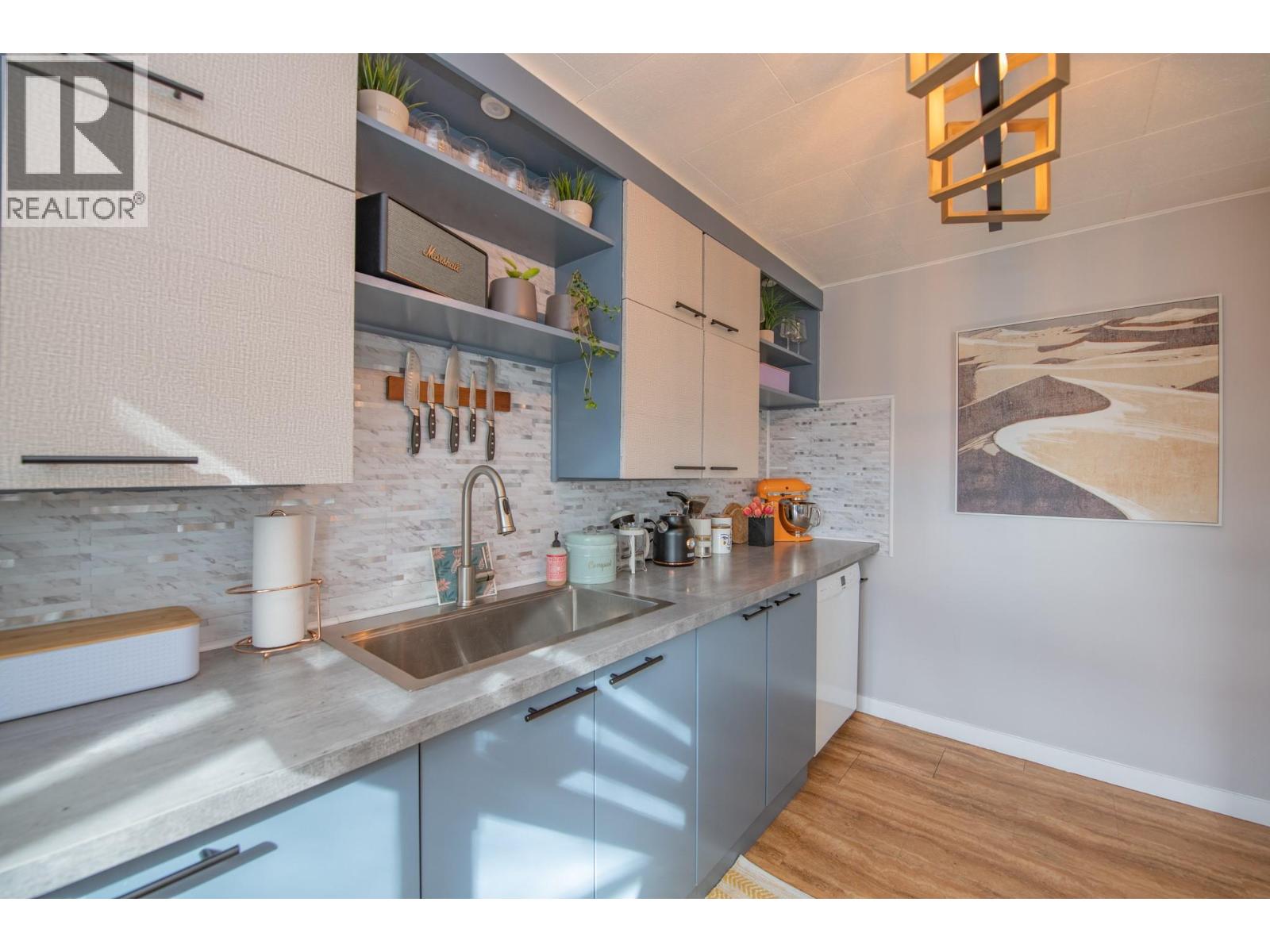  3208 Pleasant Valley Road, Vernon