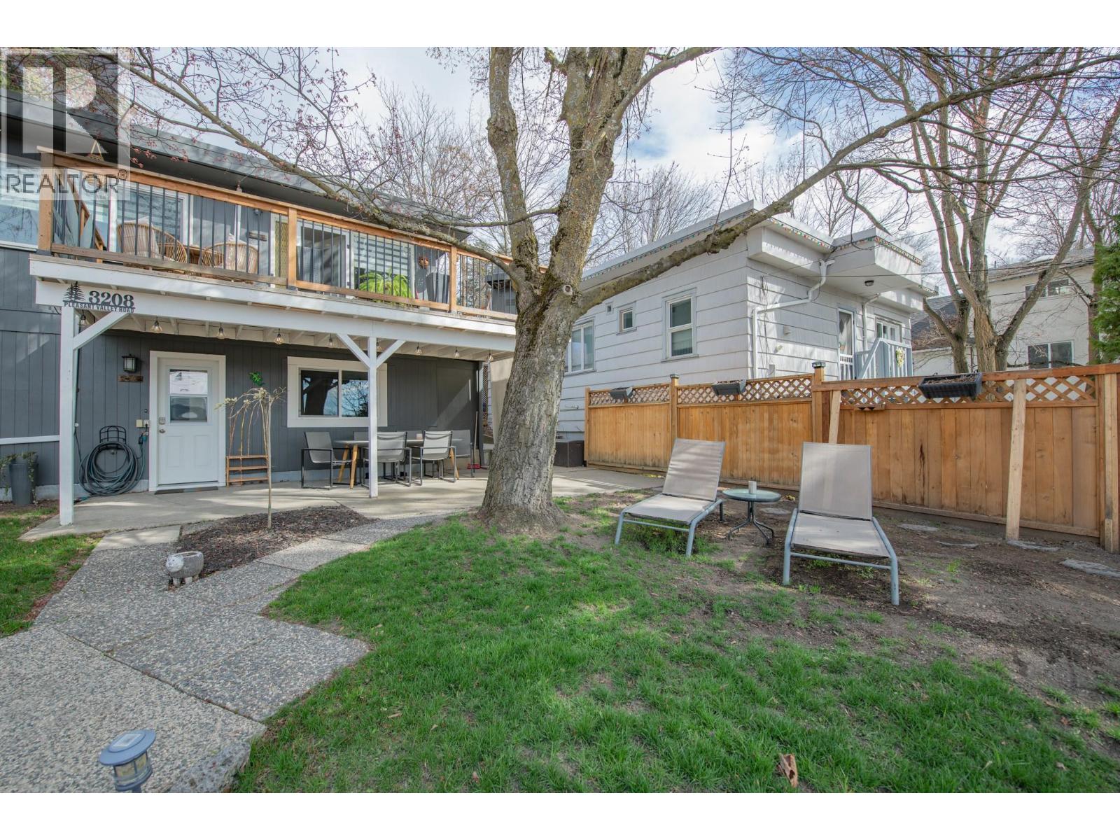  3208 Pleasant Valley Road, Vernon