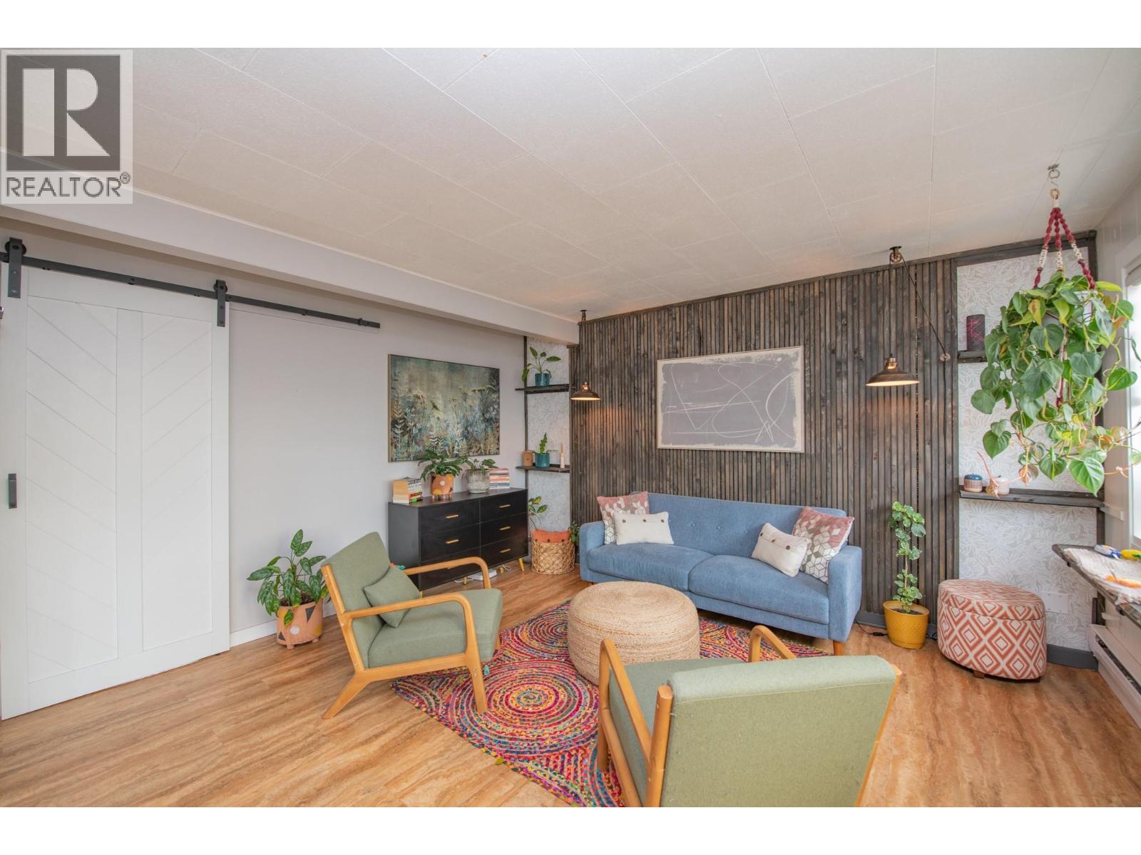  3208 Pleasant Valley Road, Vernon