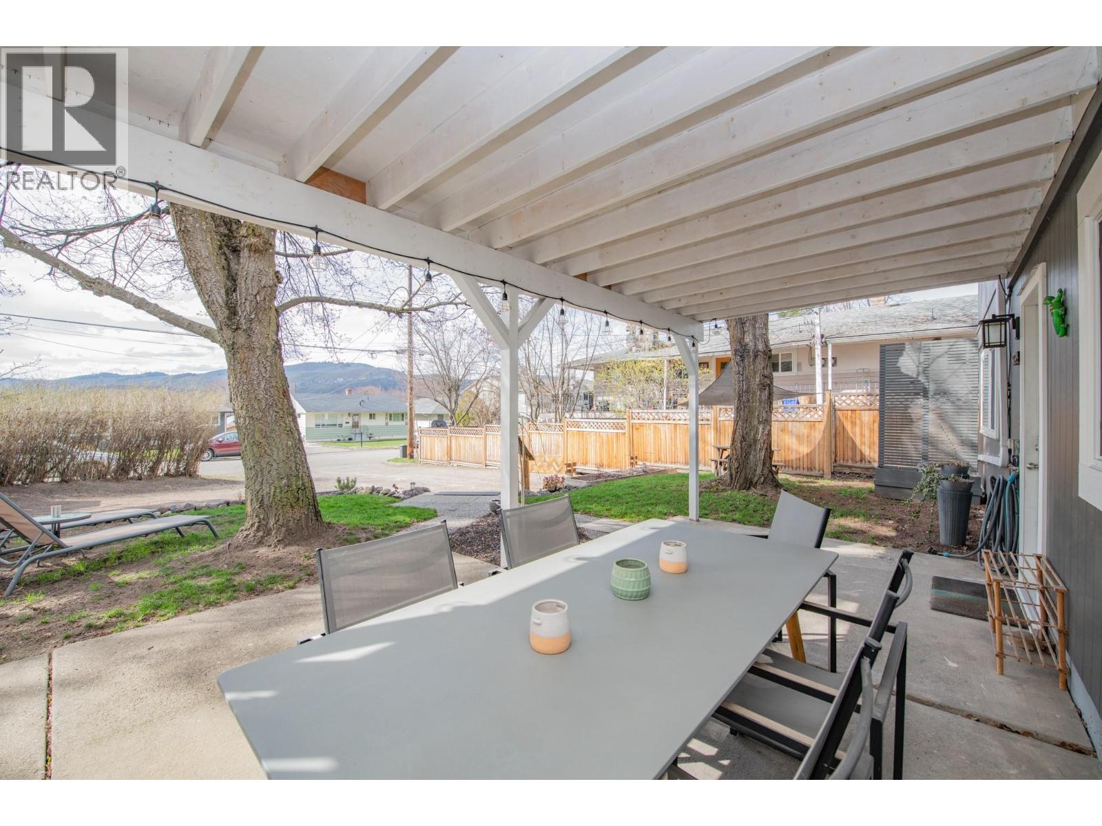  3208 Pleasant Valley Road, Vernon