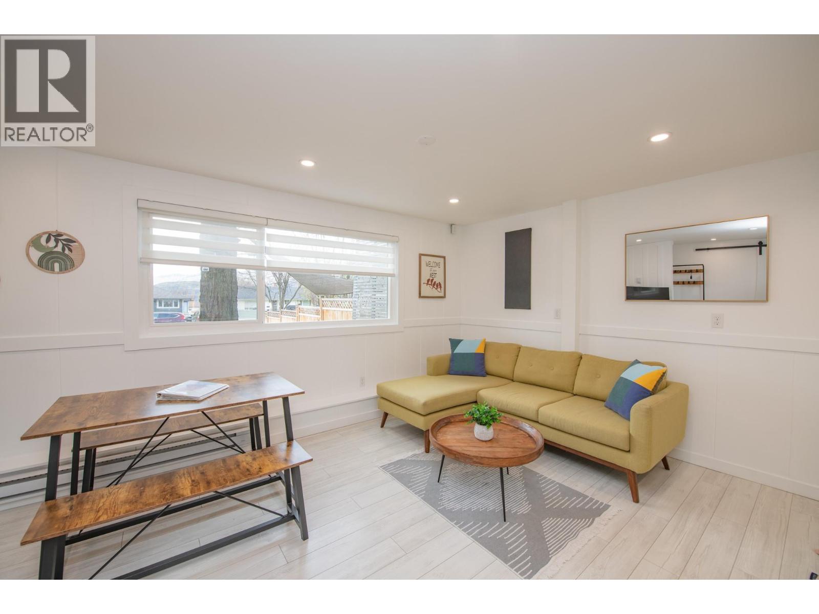  3208 Pleasant Valley Road, Vernon