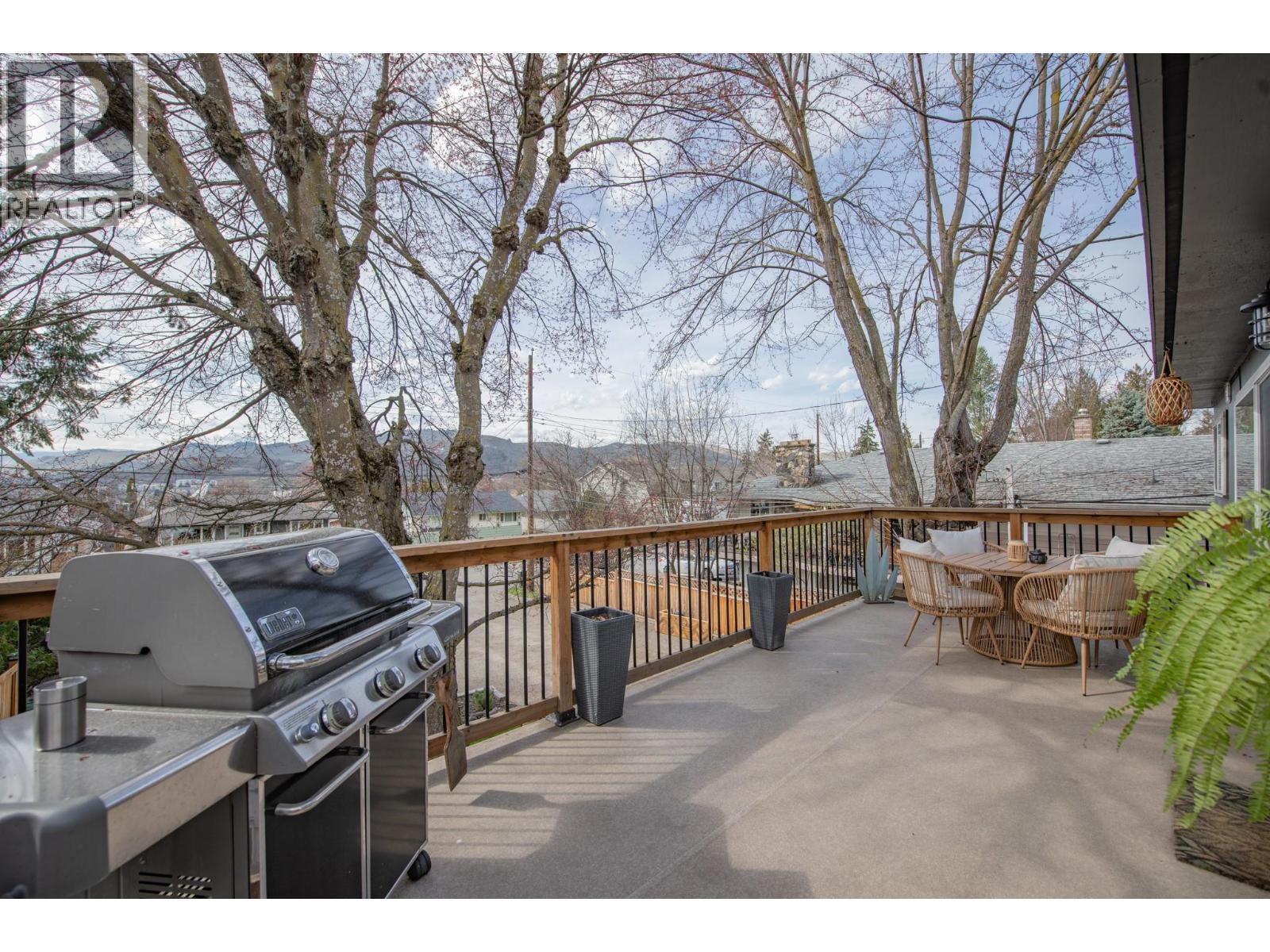  3208 Pleasant Valley Road, Vernon