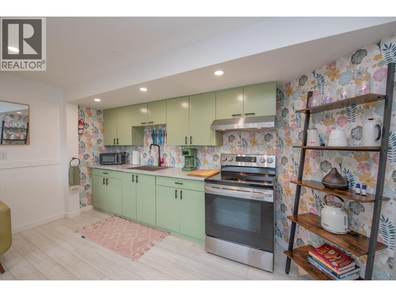  3208 Pleasant Valley Road, Vernon