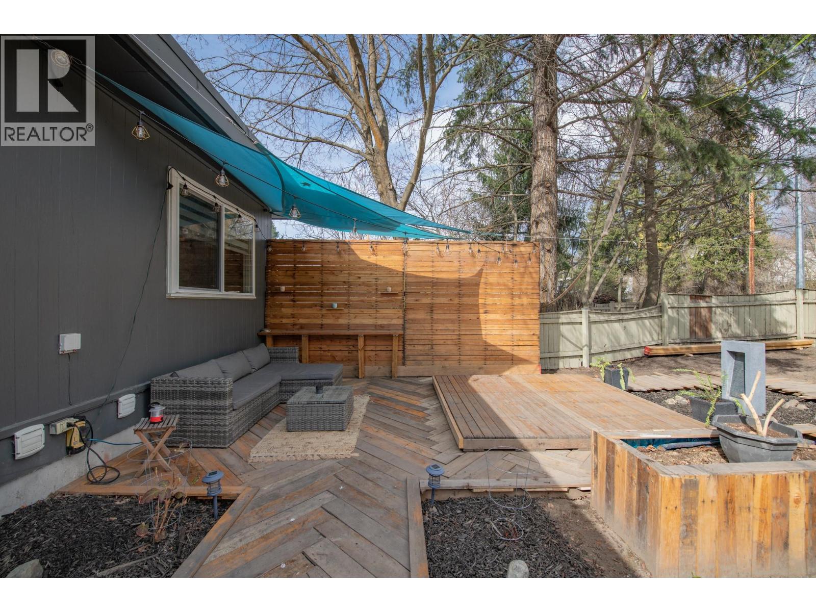  3208 Pleasant Valley Road, Vernon