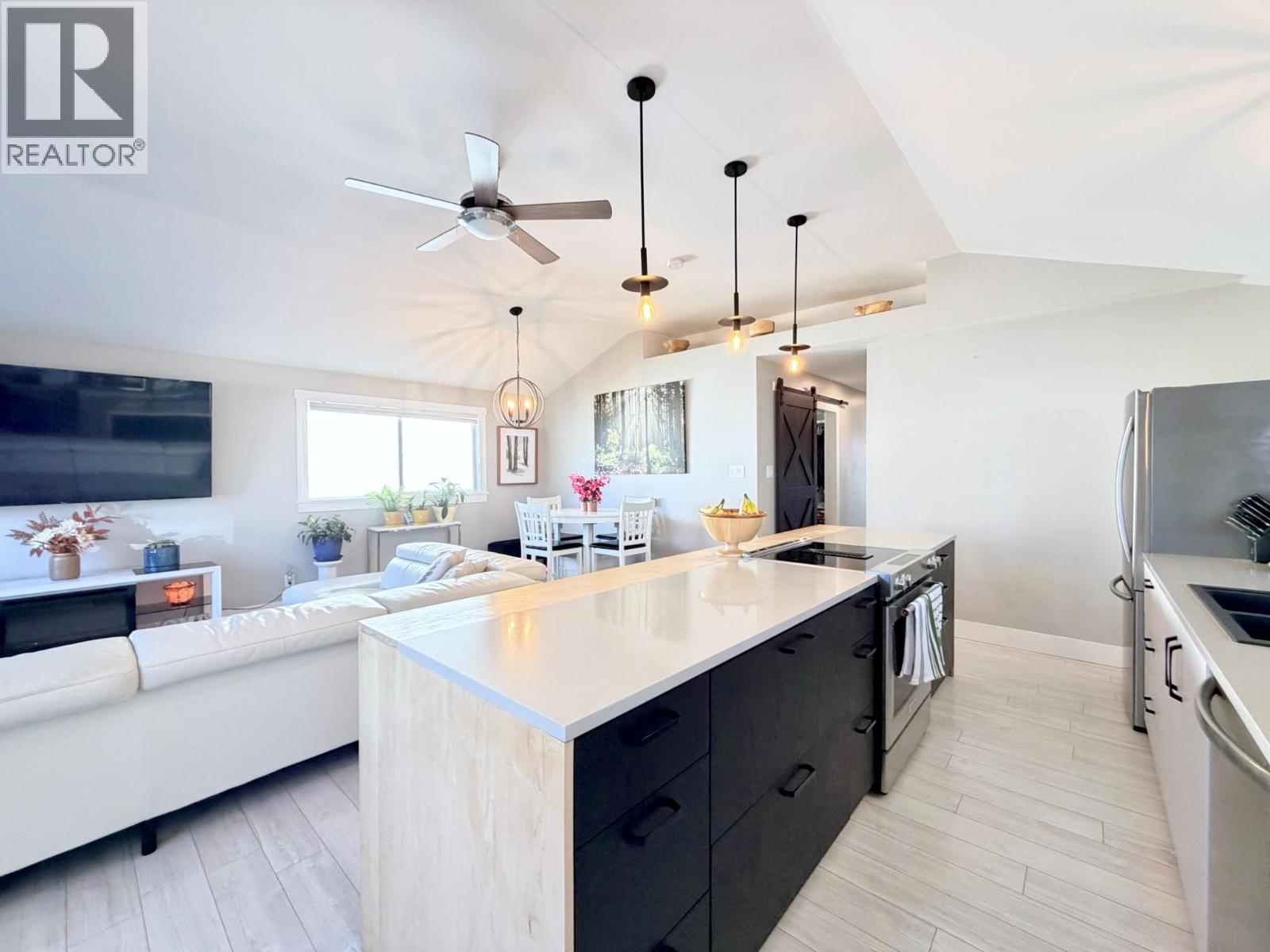 448 Caribou Street, Penticton