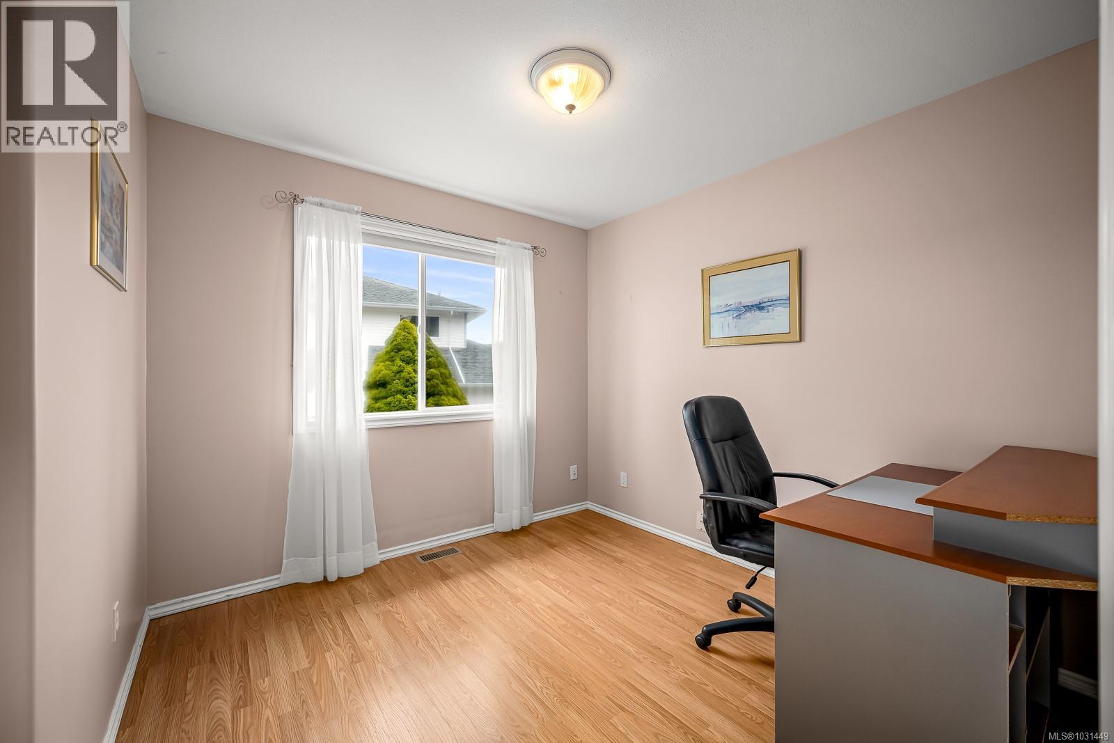 1741 Swan Cres, Courtenay